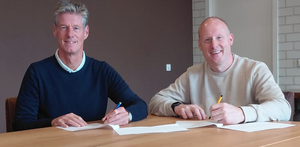 COOP De Kwakel bordsponsor handbalveld